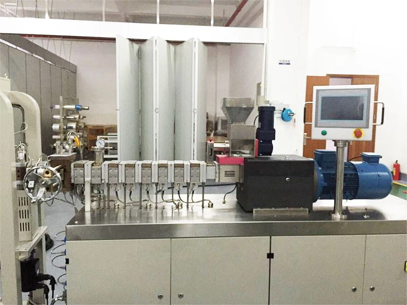 Lab twin screw extruder in stock