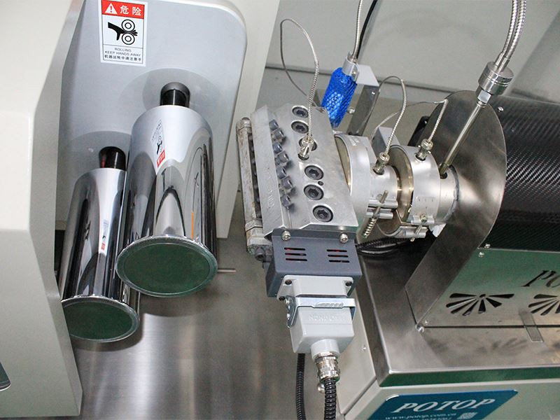 Cheap desktop cast film machine