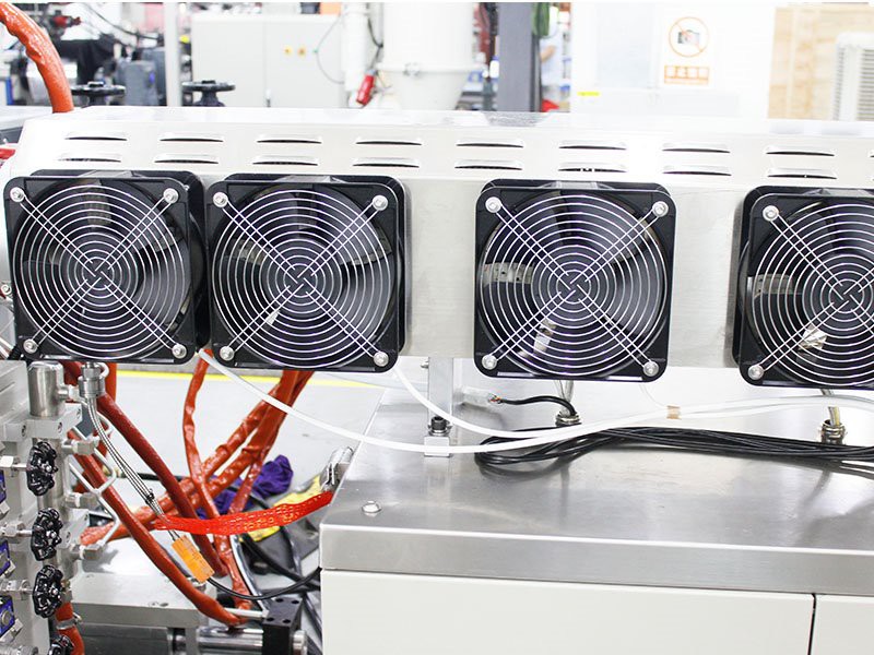 product-800-600 Supercritical carbon dioxide foaming extruder-1