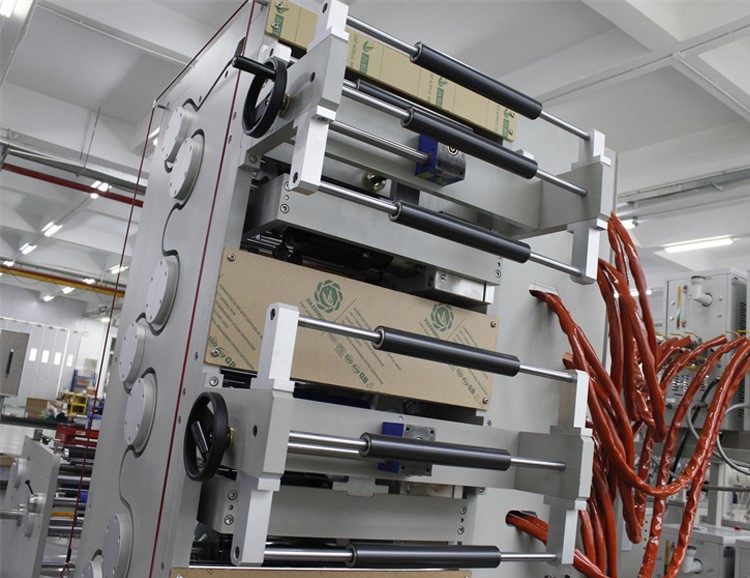 stretch film roll machine stretch film roll machine