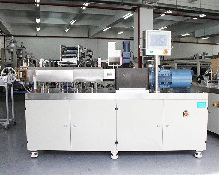 New Condition Lab Twin Screw Extruder