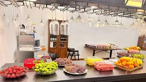 May Birthday & New Staff Welcoming Event Successfully Held